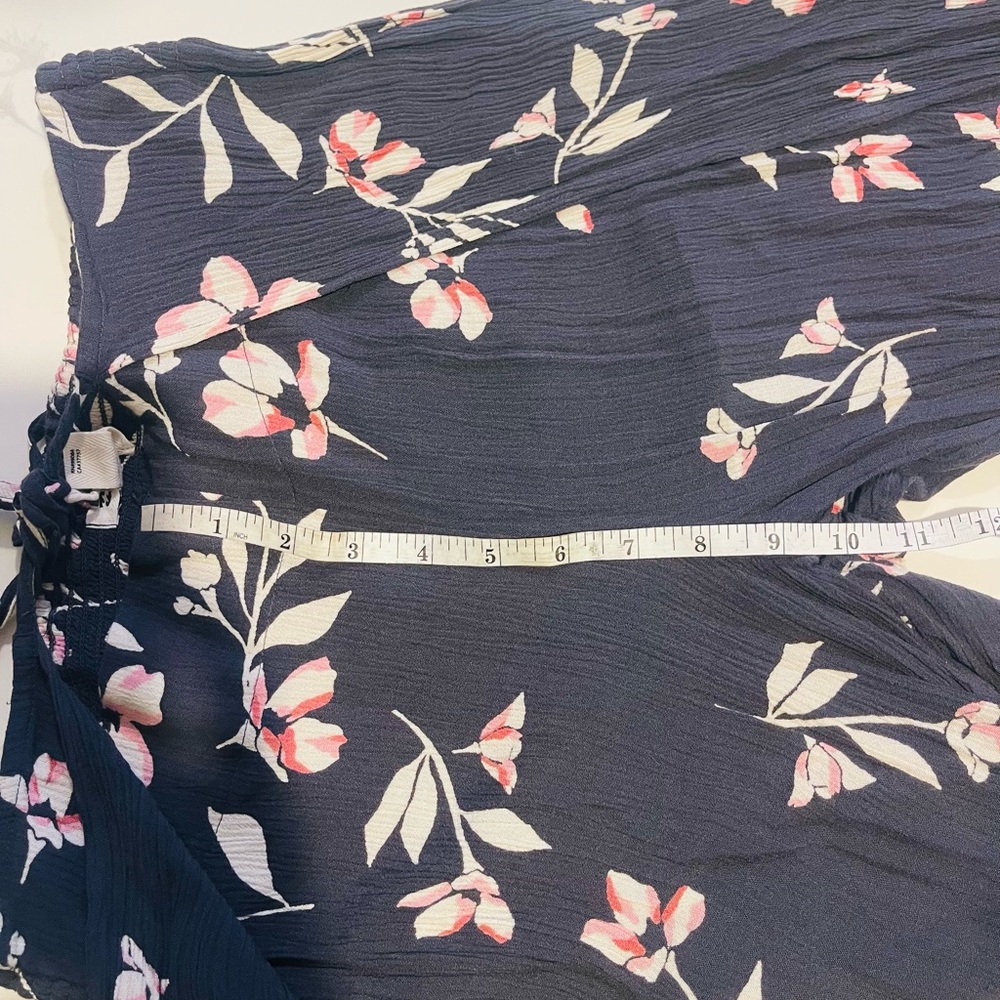 Billabong Floral Print Pants - Black and Pink - Picture 4 of 4